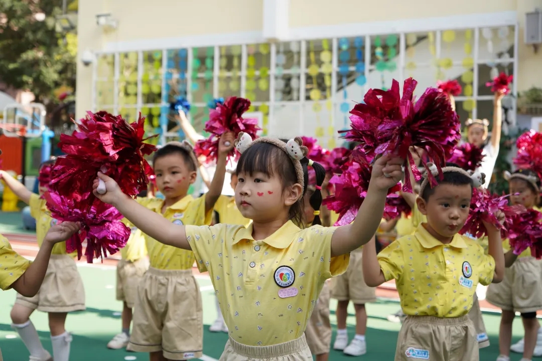 幼儿园最新早操小花朵