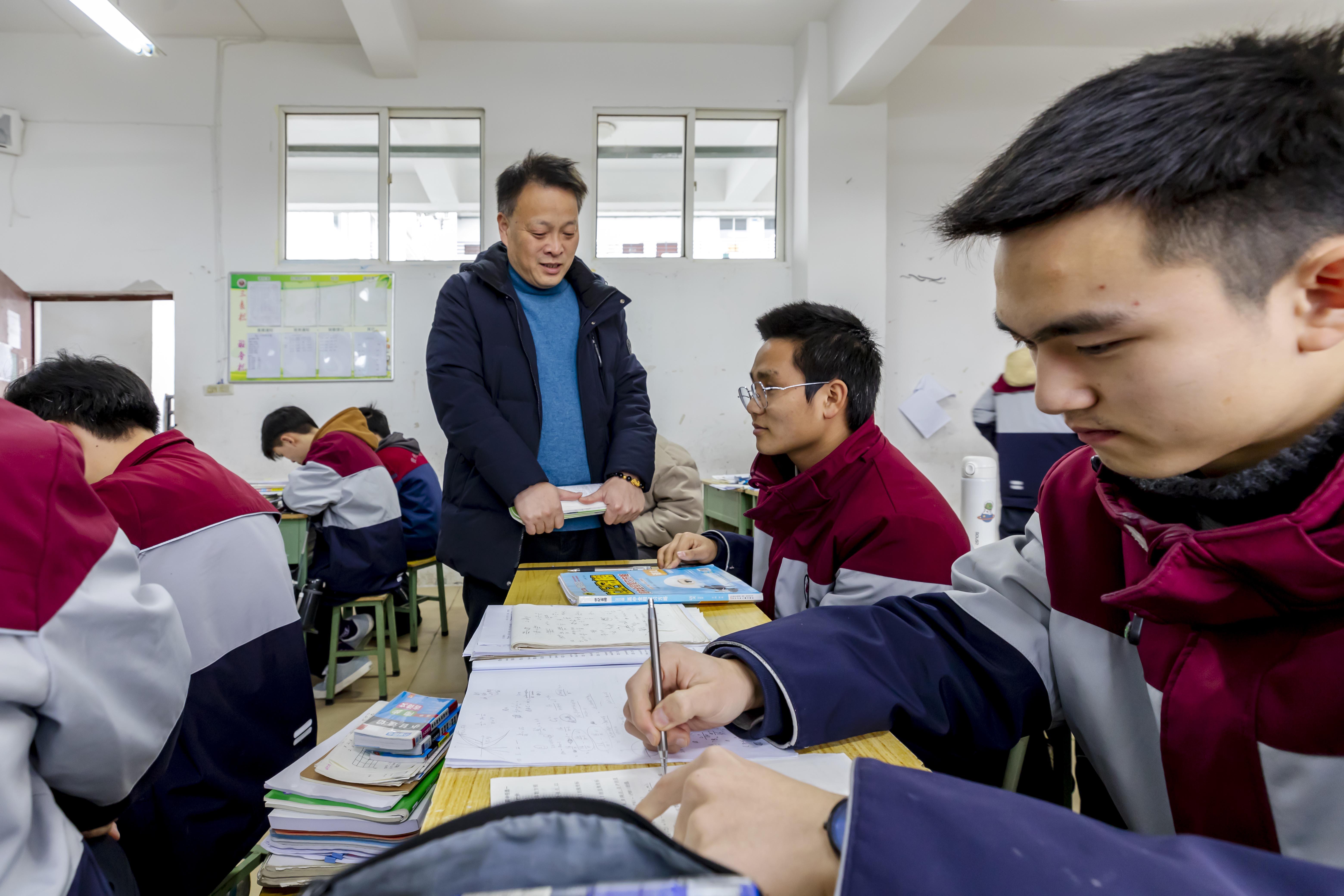 浙江中小学开学最新通知，迎接新学期的挑战与机遇